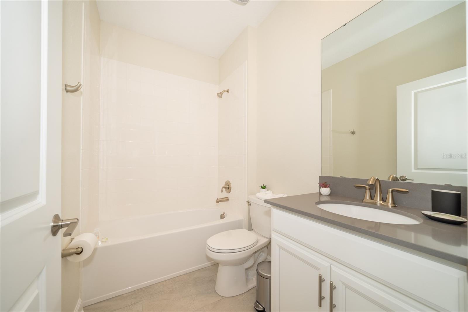 2744 Bookmark Dr Property Photo 19