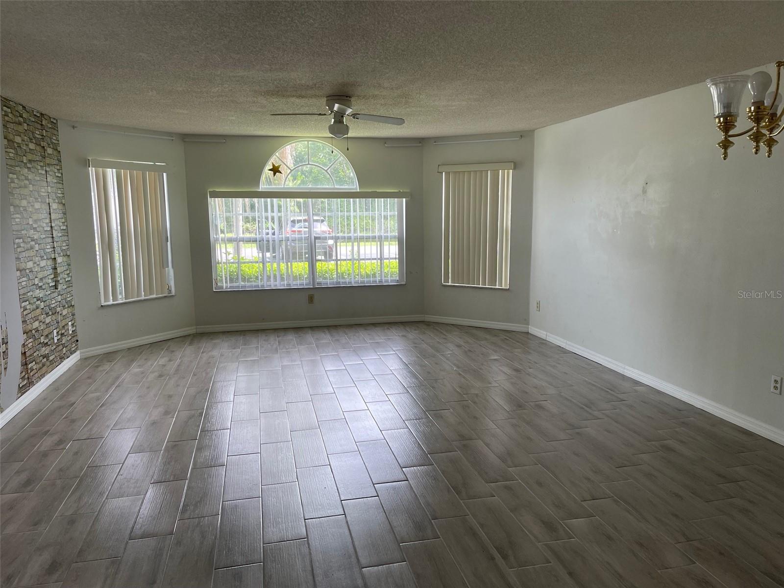 2022 Royal Bay Blvd #93 Property Photo 2