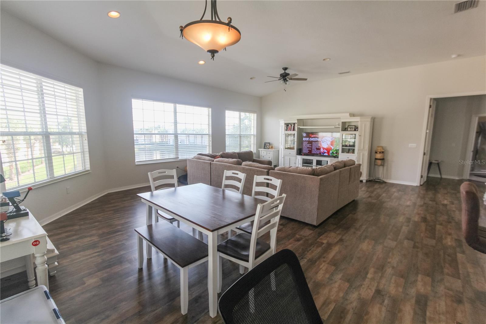 1708 Triano Cir #1708 Property Photo 12