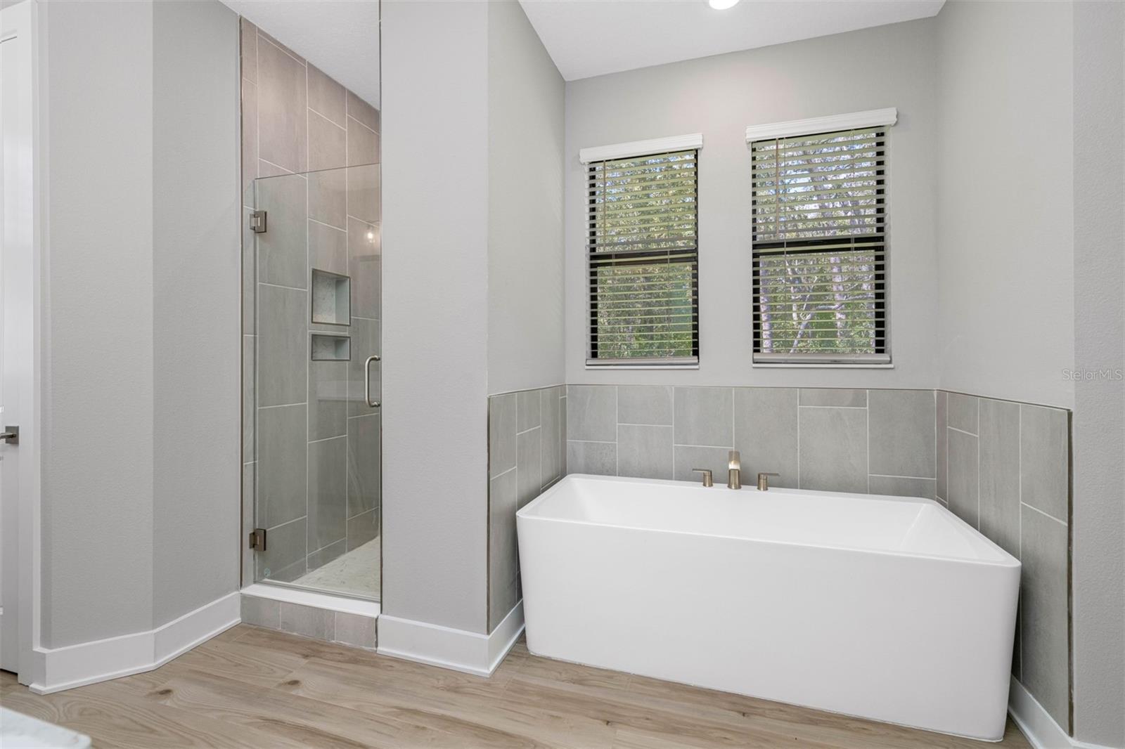 17059 Nokota Ave Property Photo 9