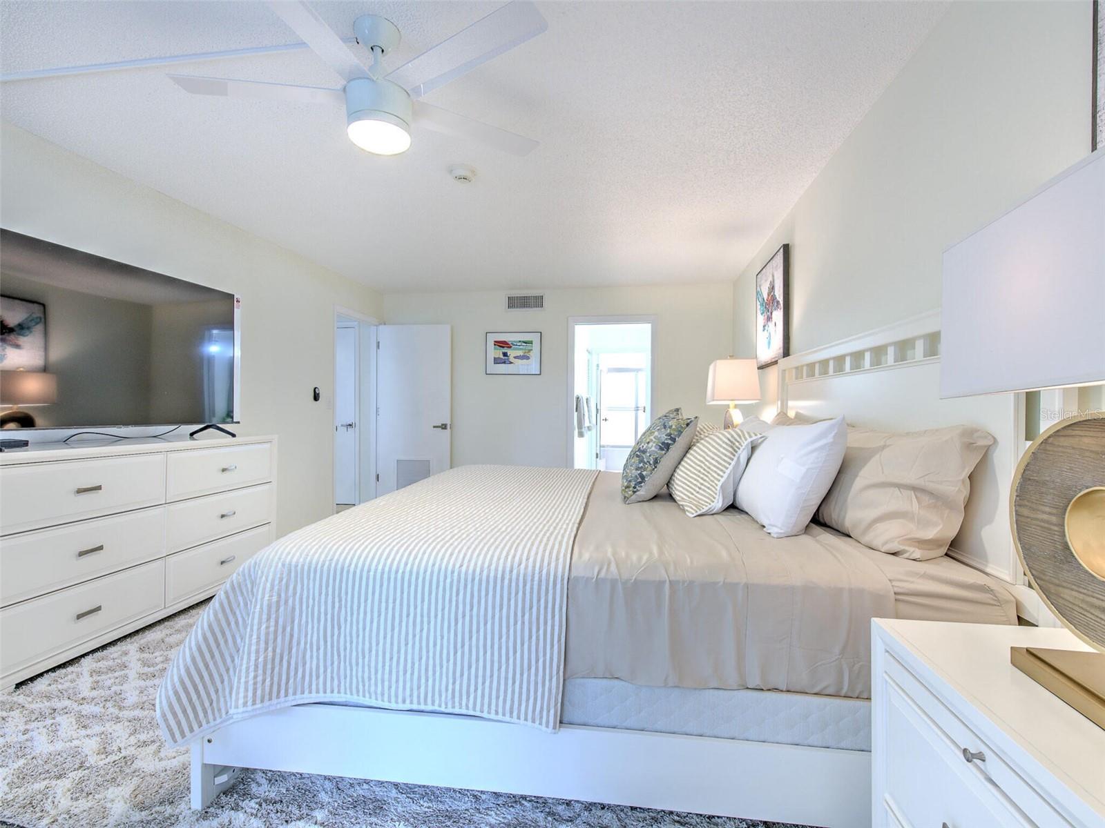 833 Bayport Way #833 Property Photo 17