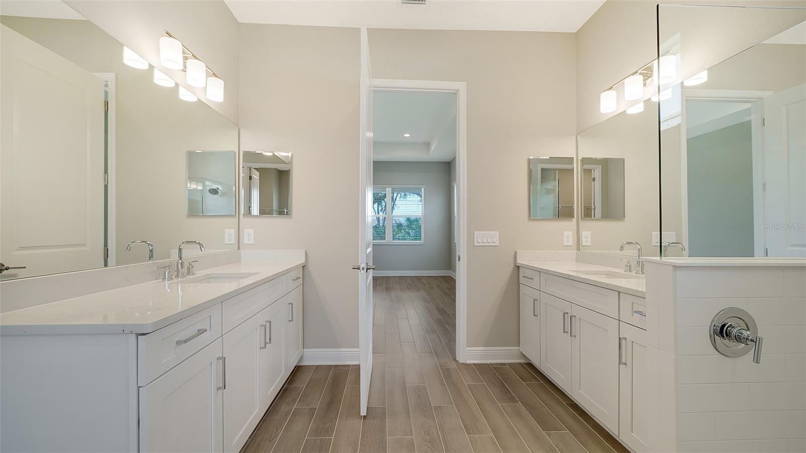 21297 Holmes Cir Property Photo 25