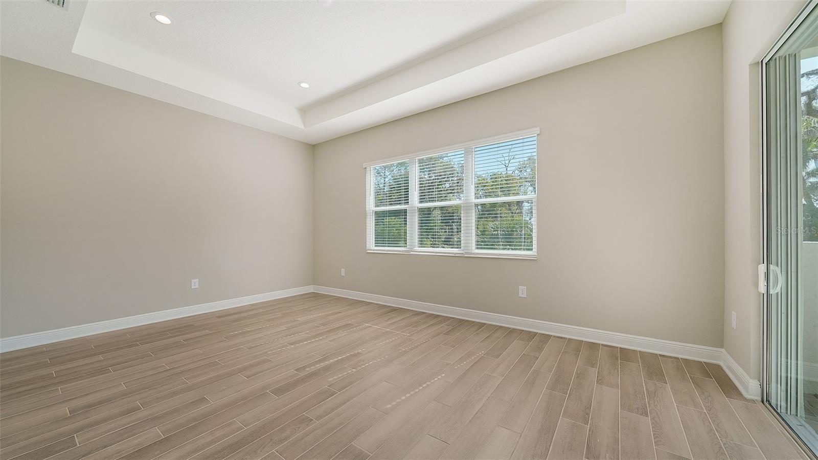 21297 Holmes Cir Property Photo 27