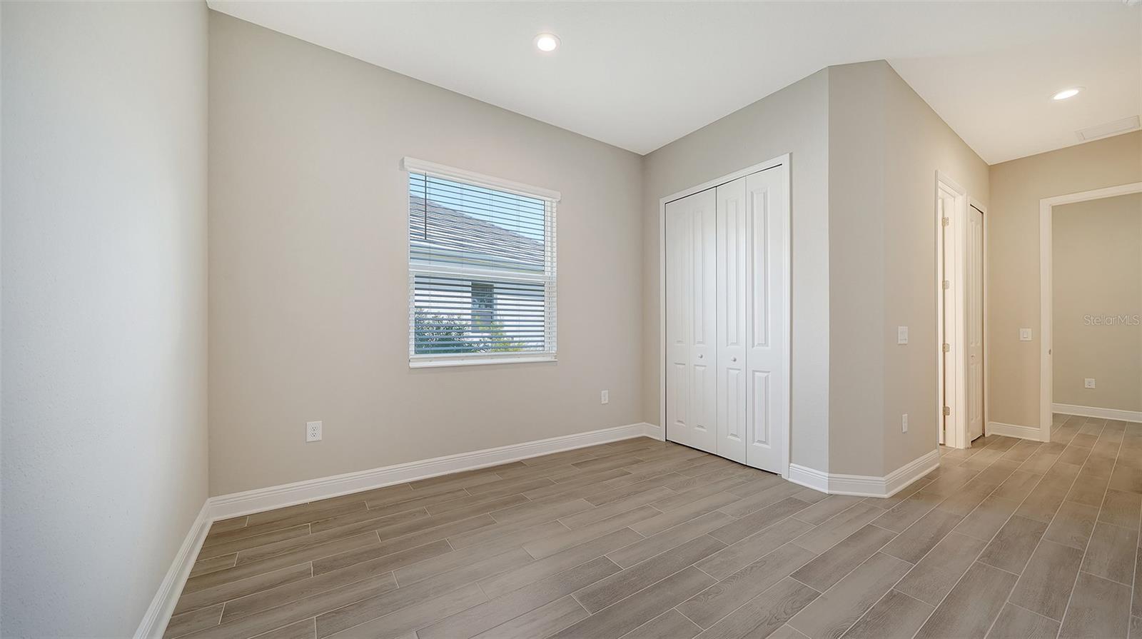 21297 Holmes Cir Property Photo 32