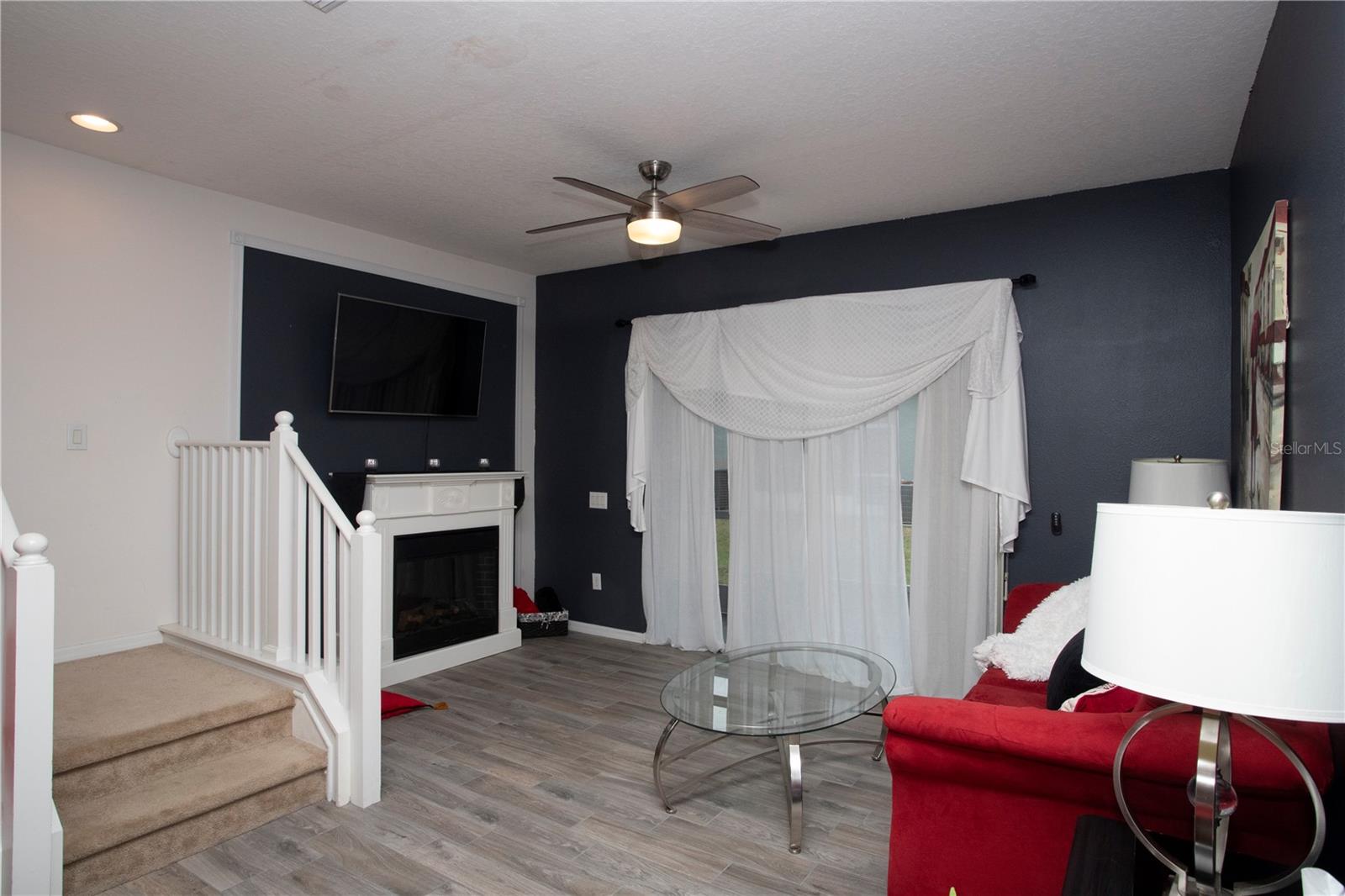 12811 Kings Crossing Dr Property Photo 14