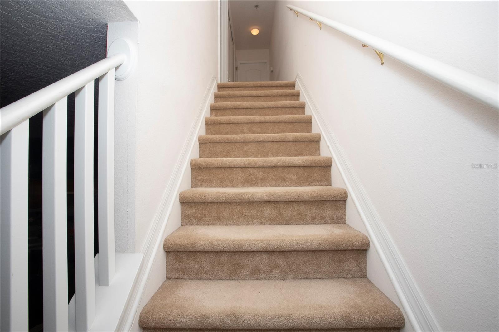 12811 Kings Crossing Dr Property Photo 15