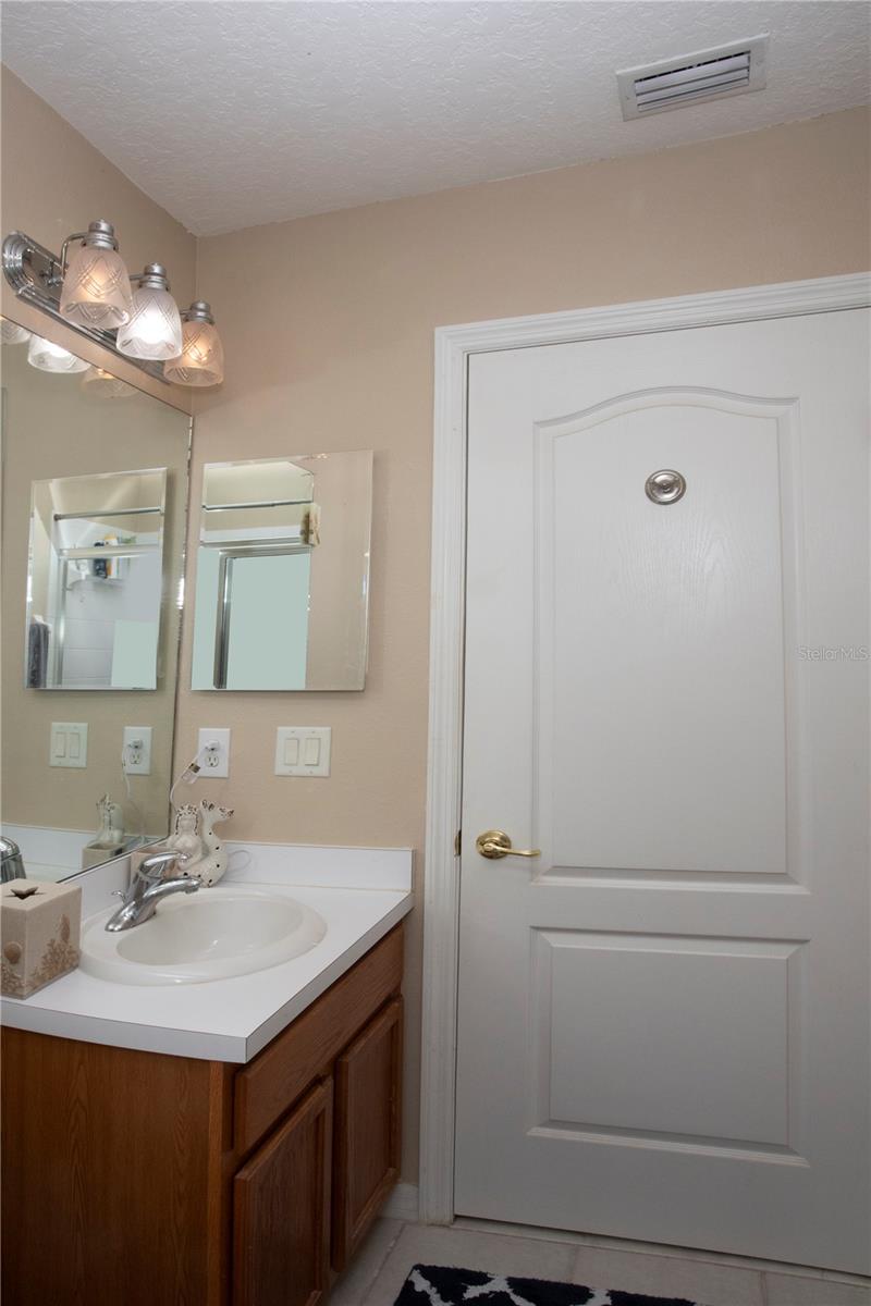 12811 Kings Crossing Dr Property Photo 19