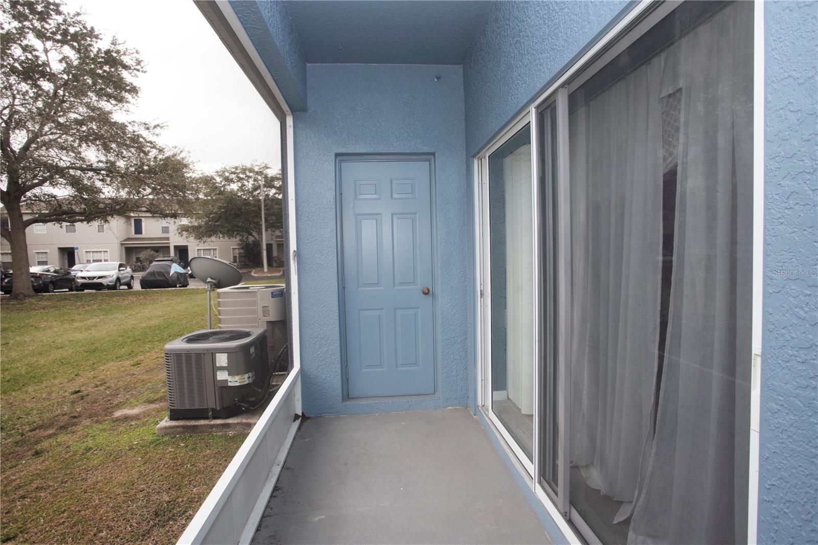 12811 Kings Crossing Dr Property Photo 25