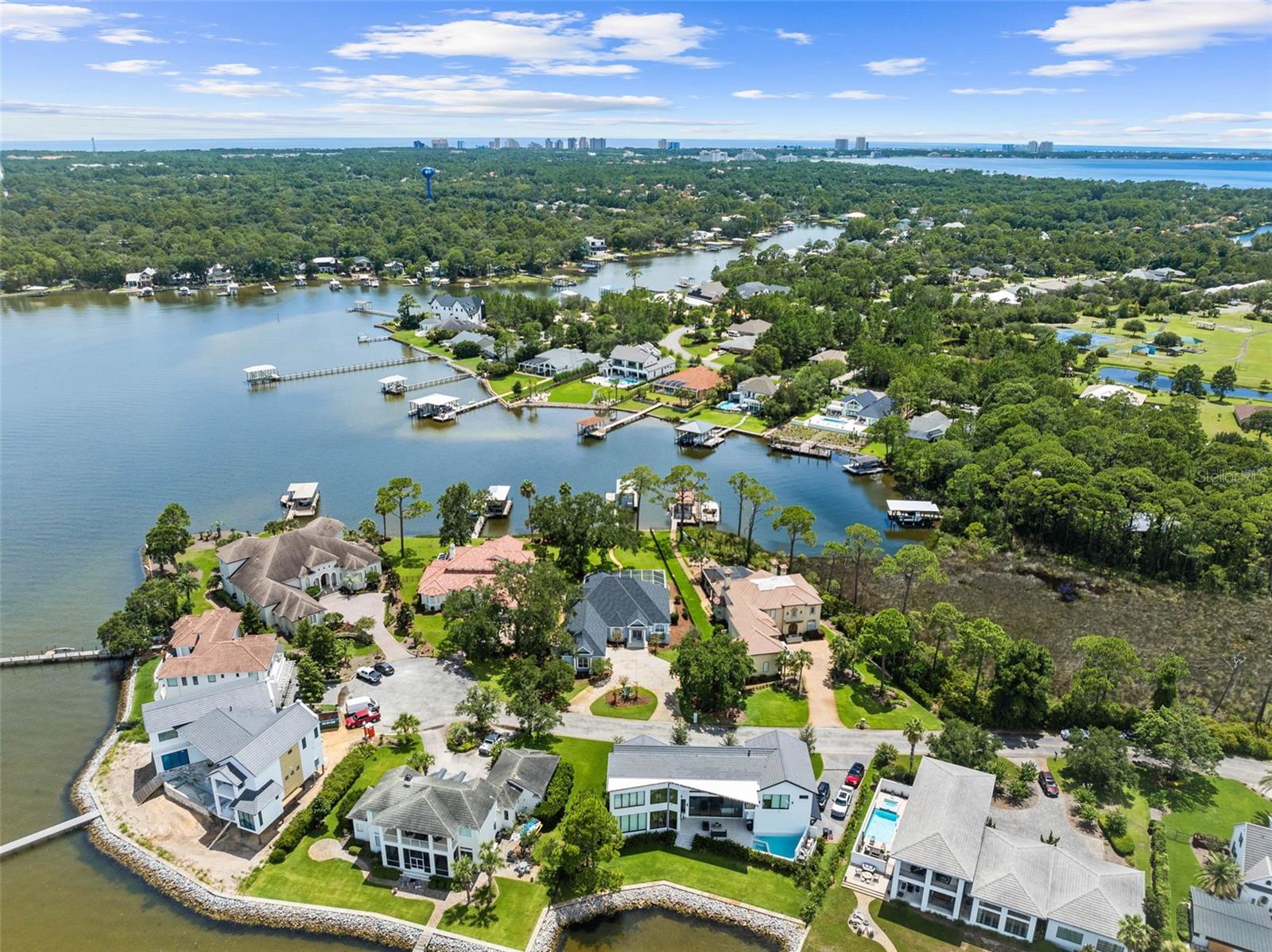 1780 Driftwood Point Rd Property Photo 3
