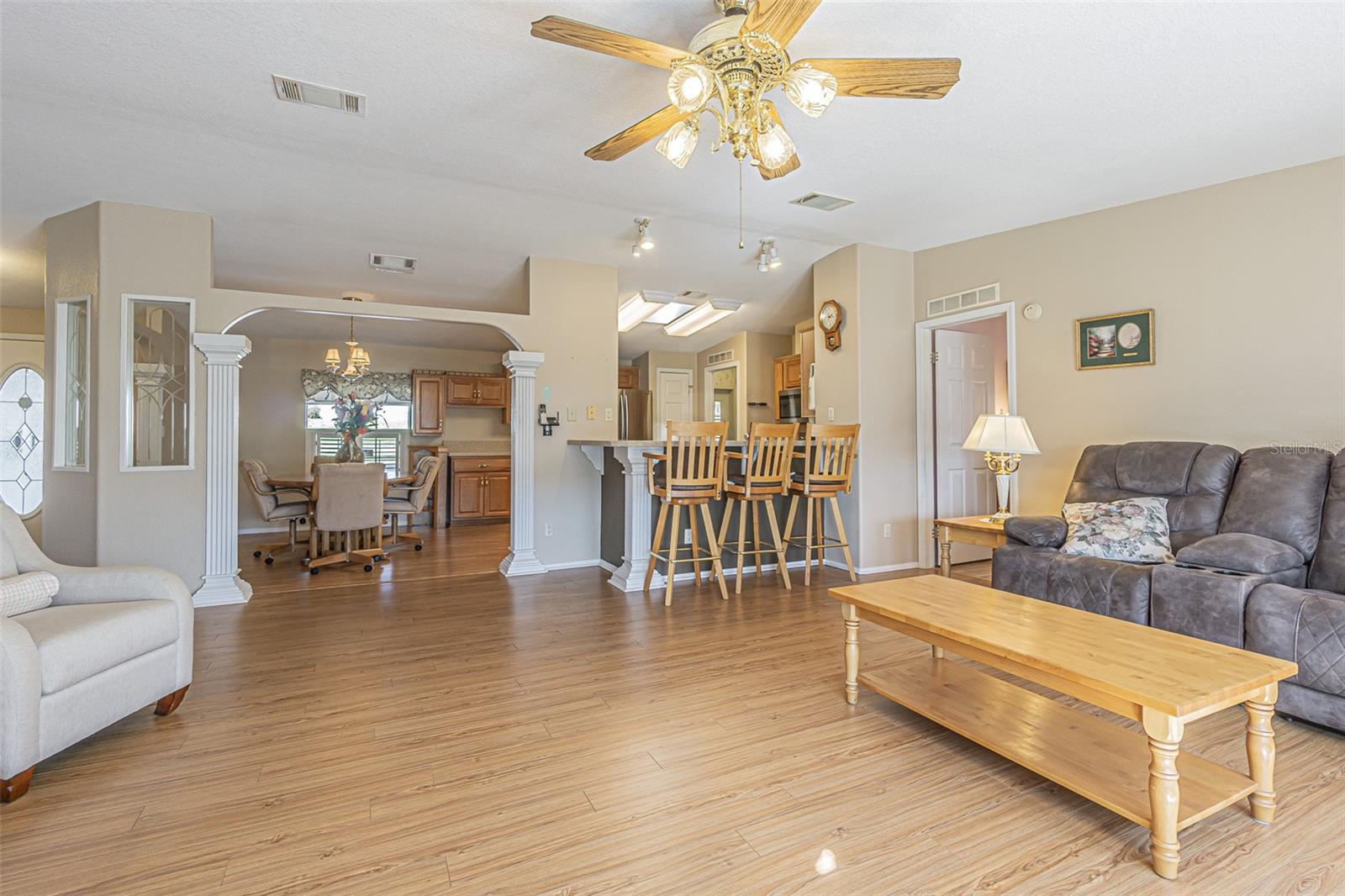 37532 New Horizons Blvd Property Photo 24