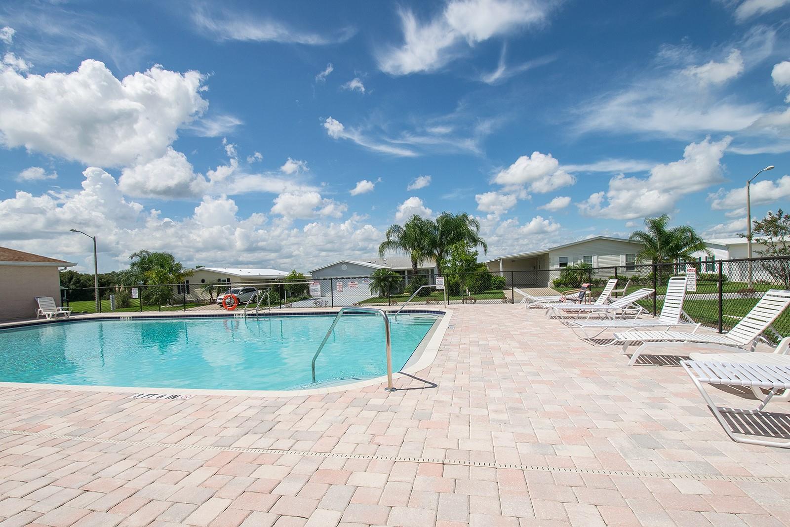 37532 New Horizons Blvd Property Photo 41