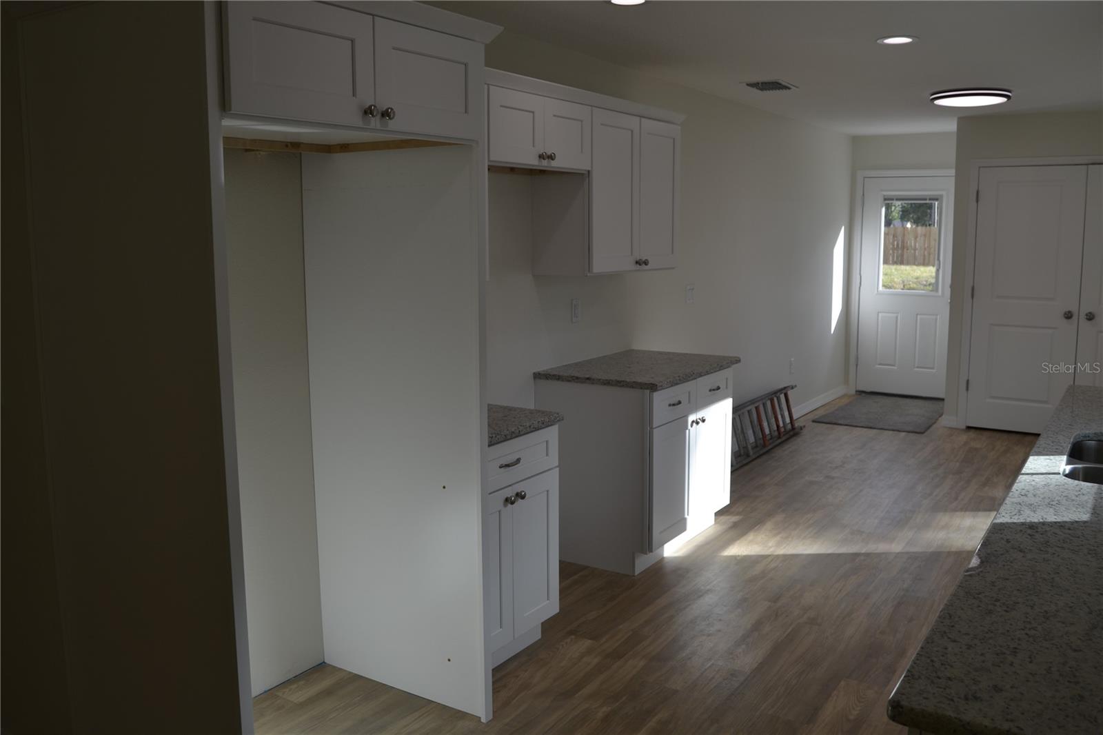 2847 Eaton Ave Property Photo 6