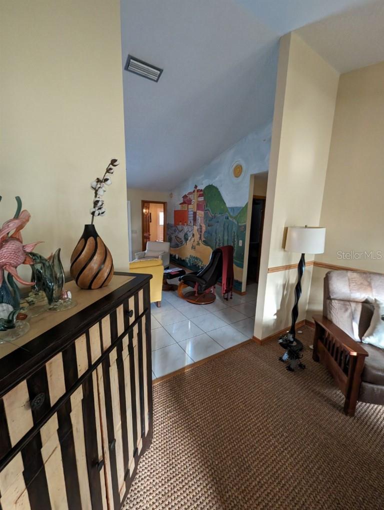 72 Spring Lake Dr Property Photo 11