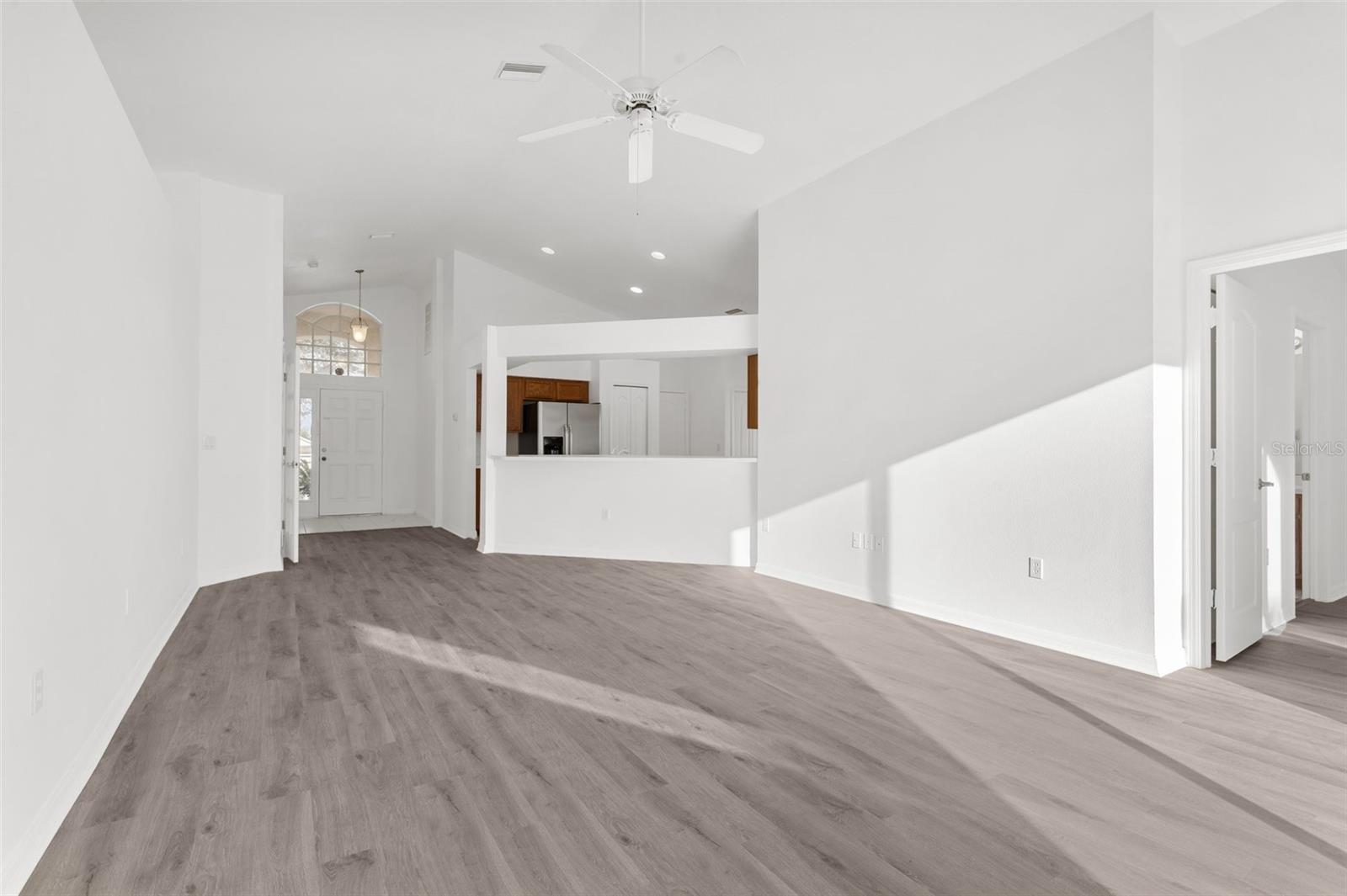 7602 Merchantville Cir Property Photo 10