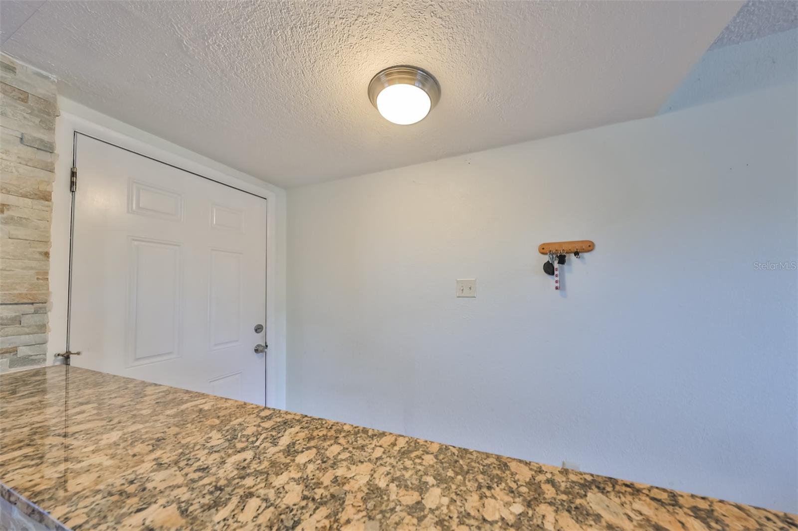 200 Country Club Dr #307 Property Photo 2