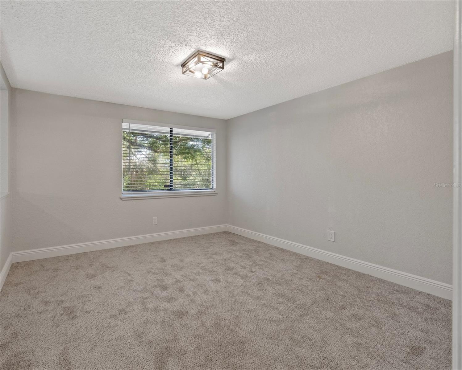 12411 Titus Ct #12411 Property Photo 17