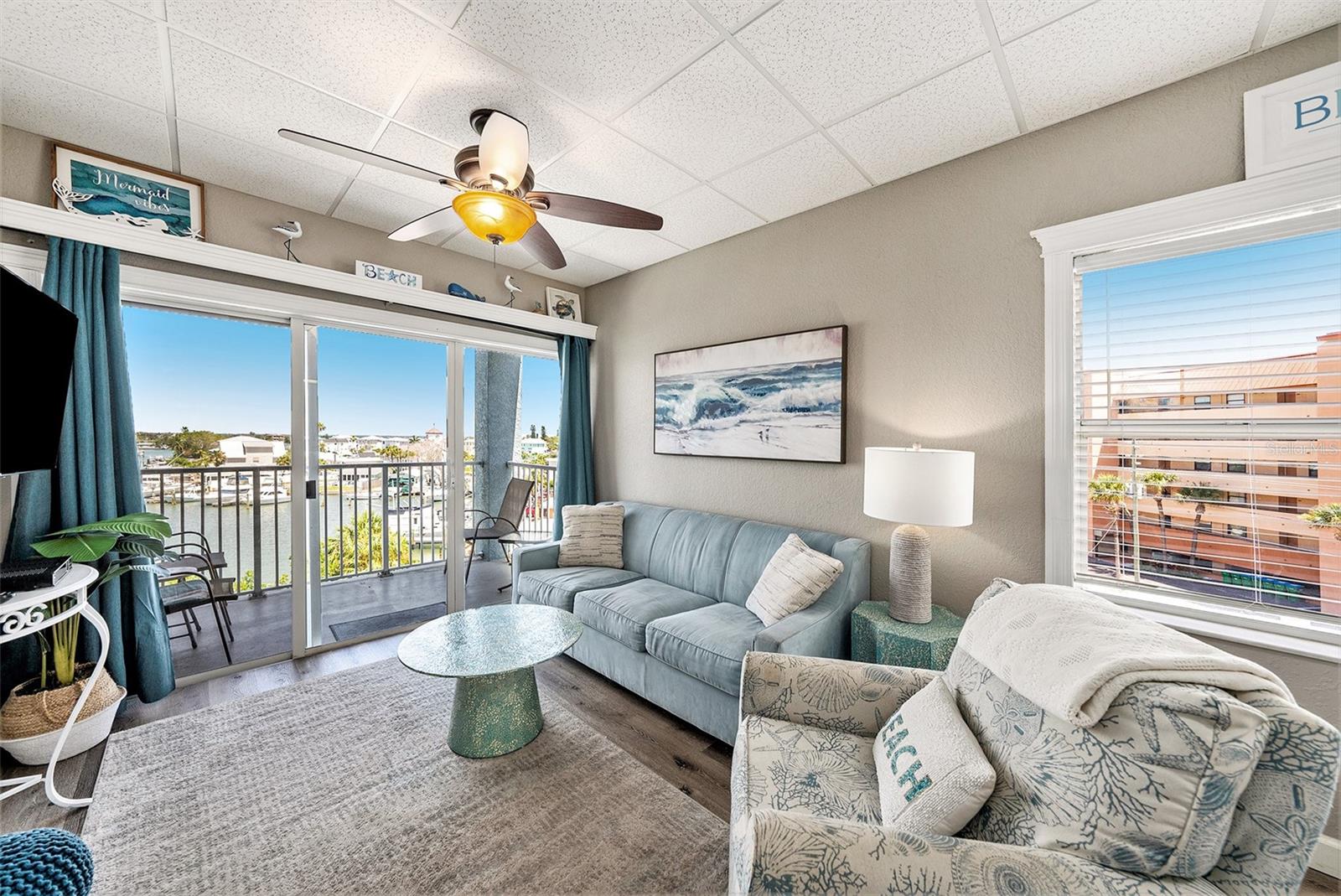 13999 Gulf Blvd #406 Property Photo 4