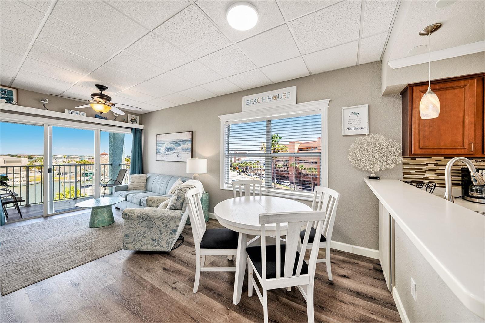 13999 Gulf Blvd #406 Property Photo 7