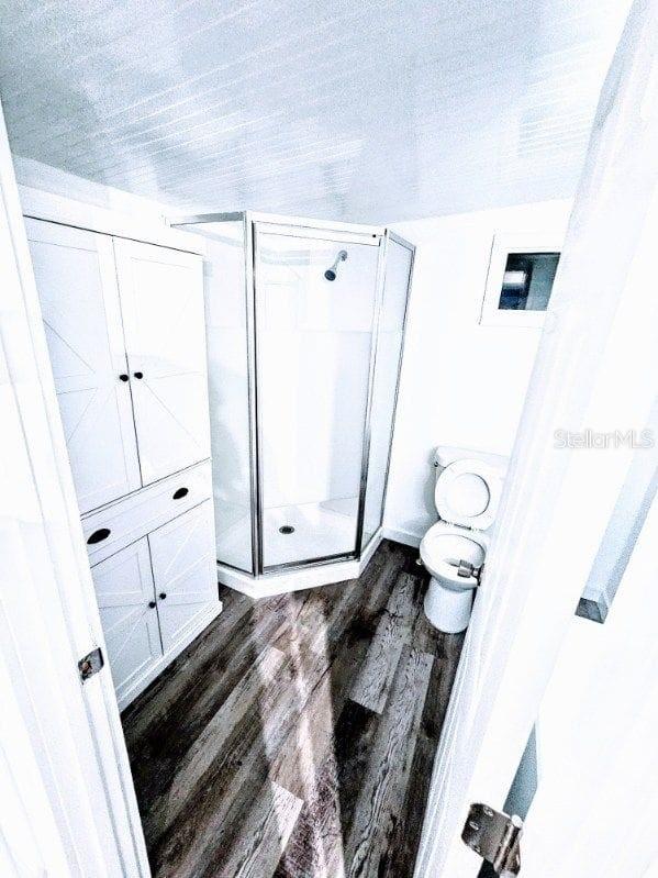 13042 Leverington St Property Photo 27