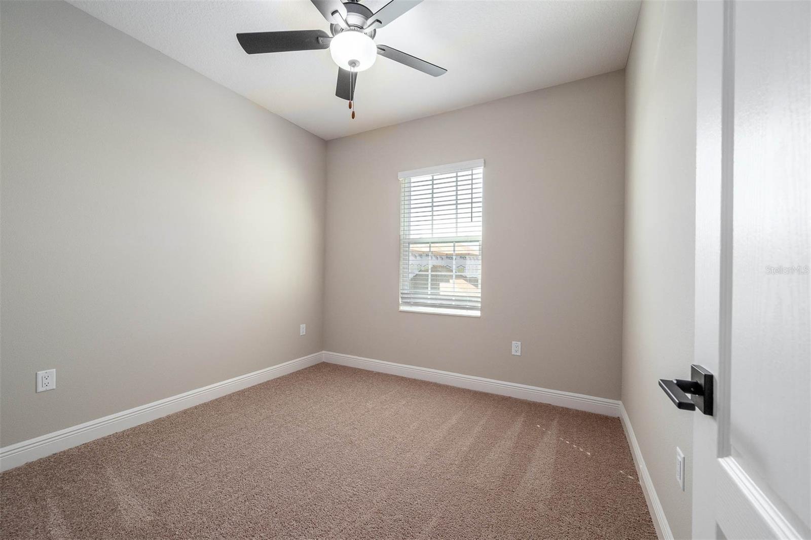 7841 Somersworth Dr Property Photo 17