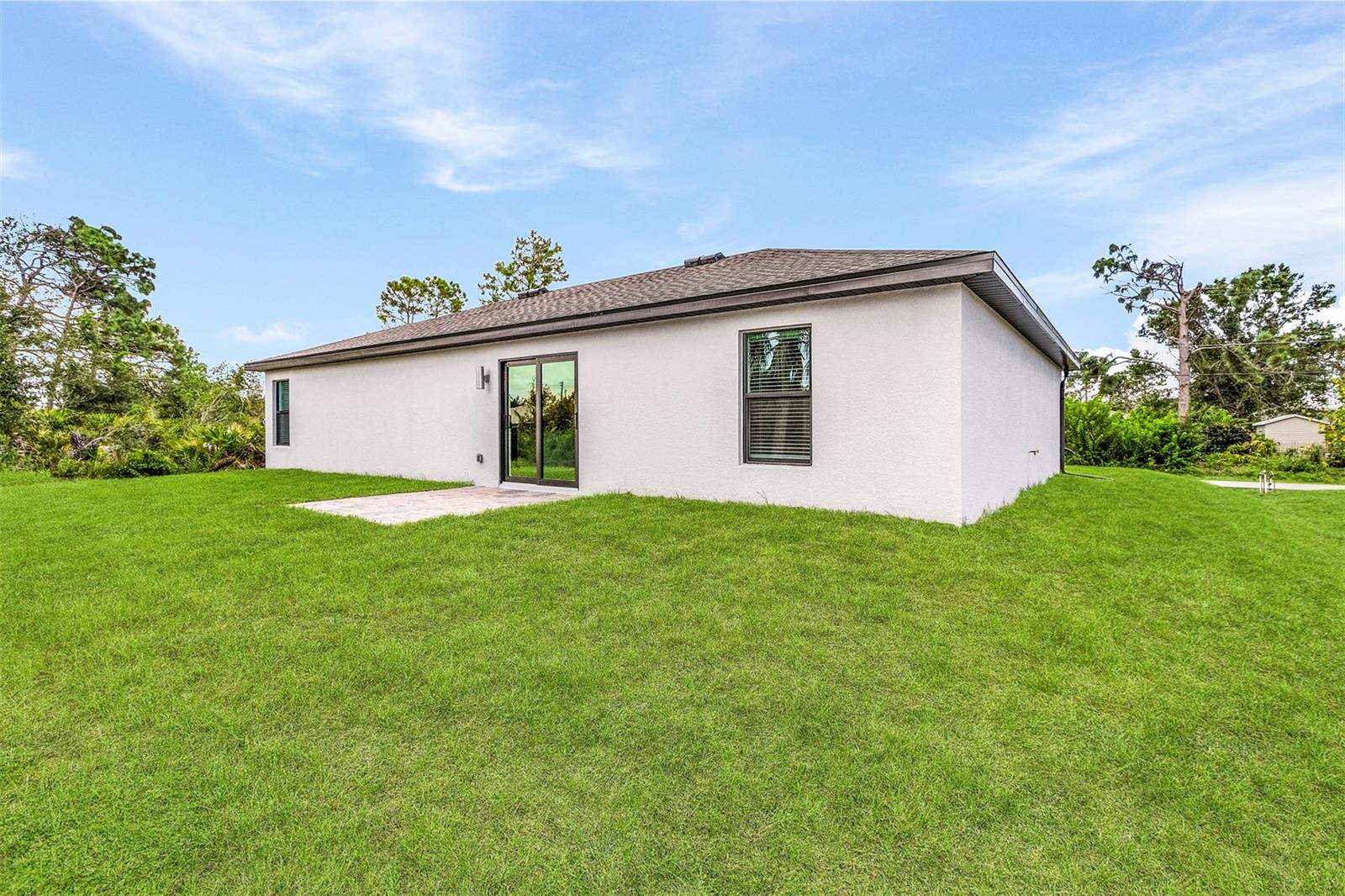 12564 Feldman Ave Property Photo 3