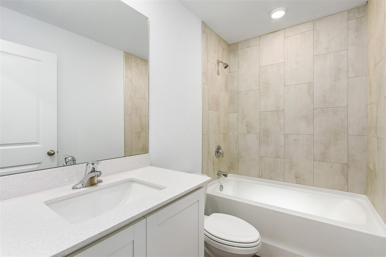 12564 Feldman Ave Property Photo 15