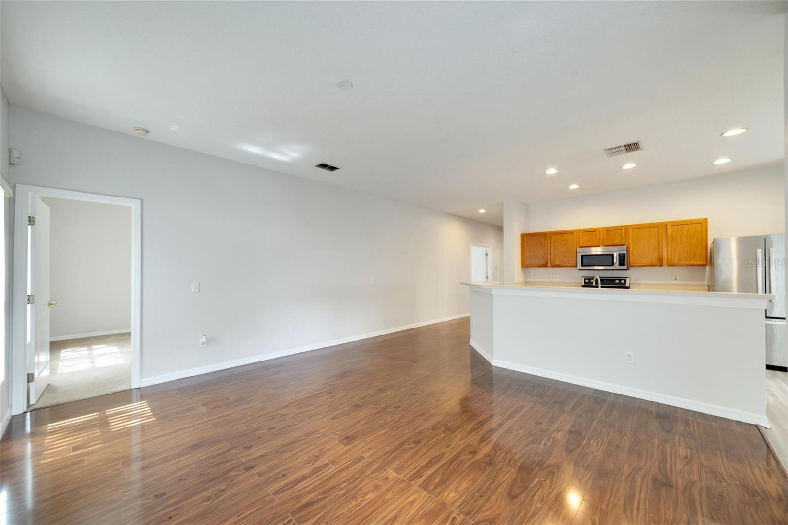 803 Parsons Pointe St Property Photo 11