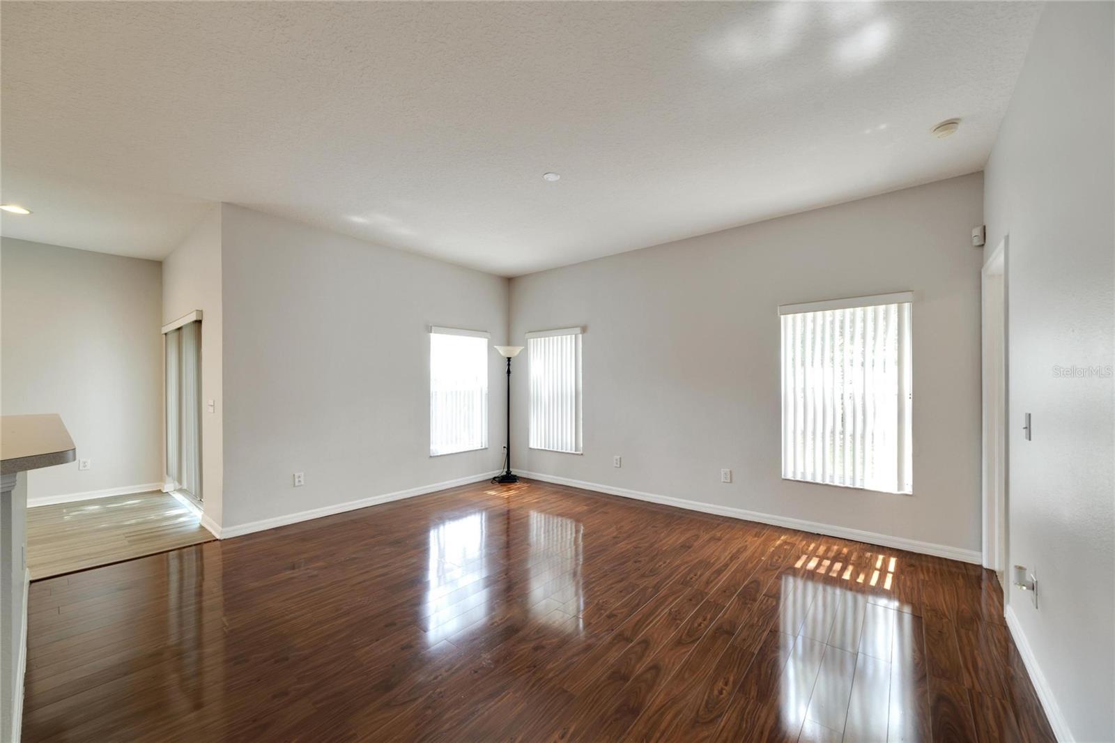 803 Parsons Pointe St Property Photo 12
