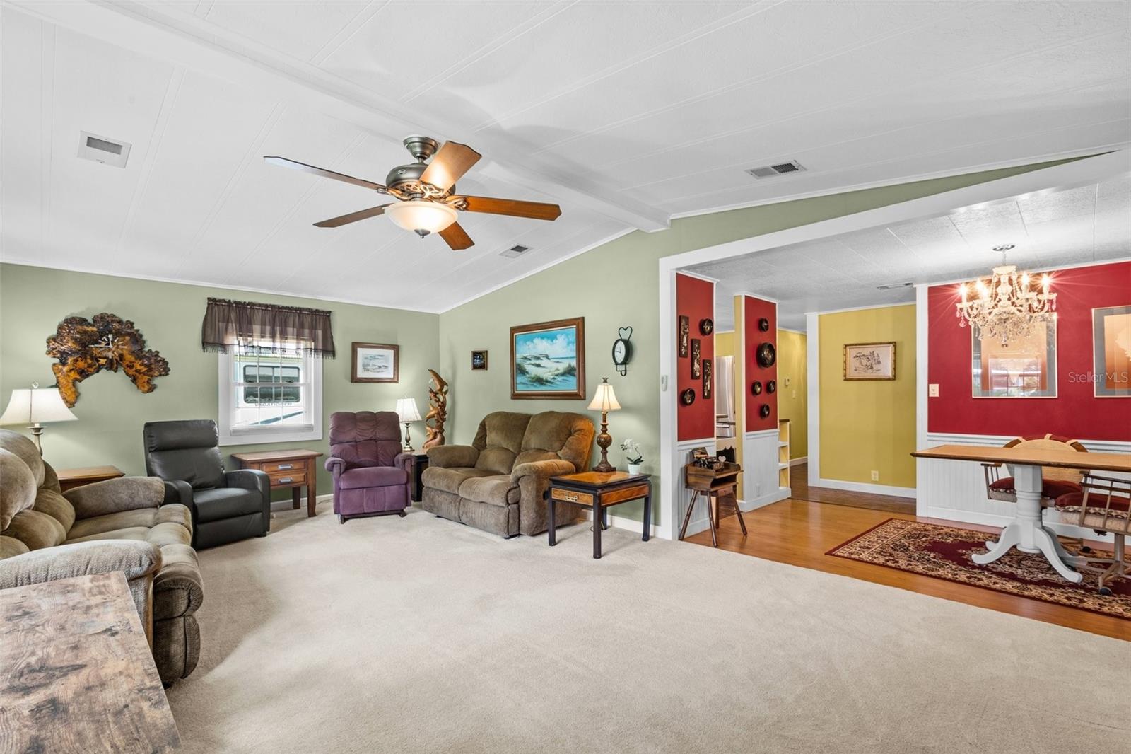38025 Avion Dr Property Photo 4