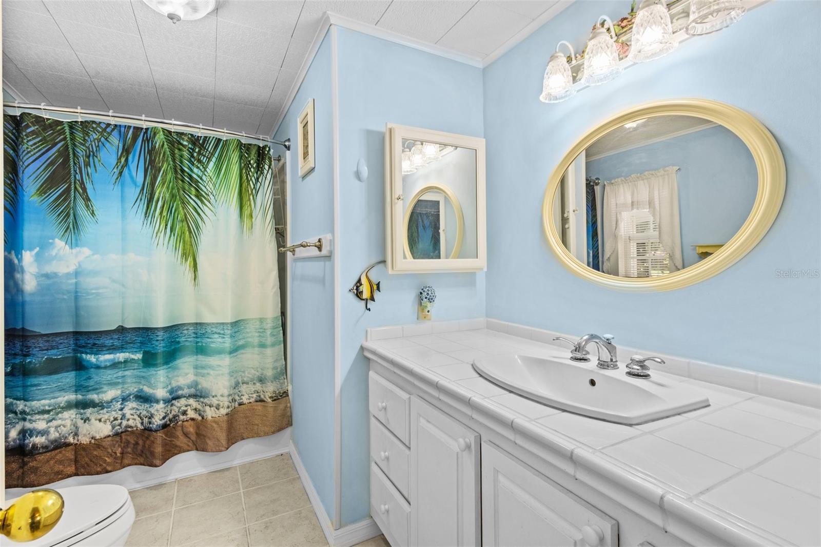 38025 Avion Dr Property Photo 12