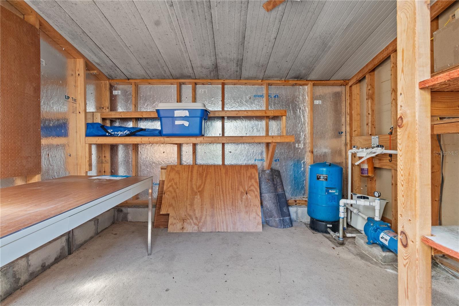 38025 Avion Dr Property Photo 20