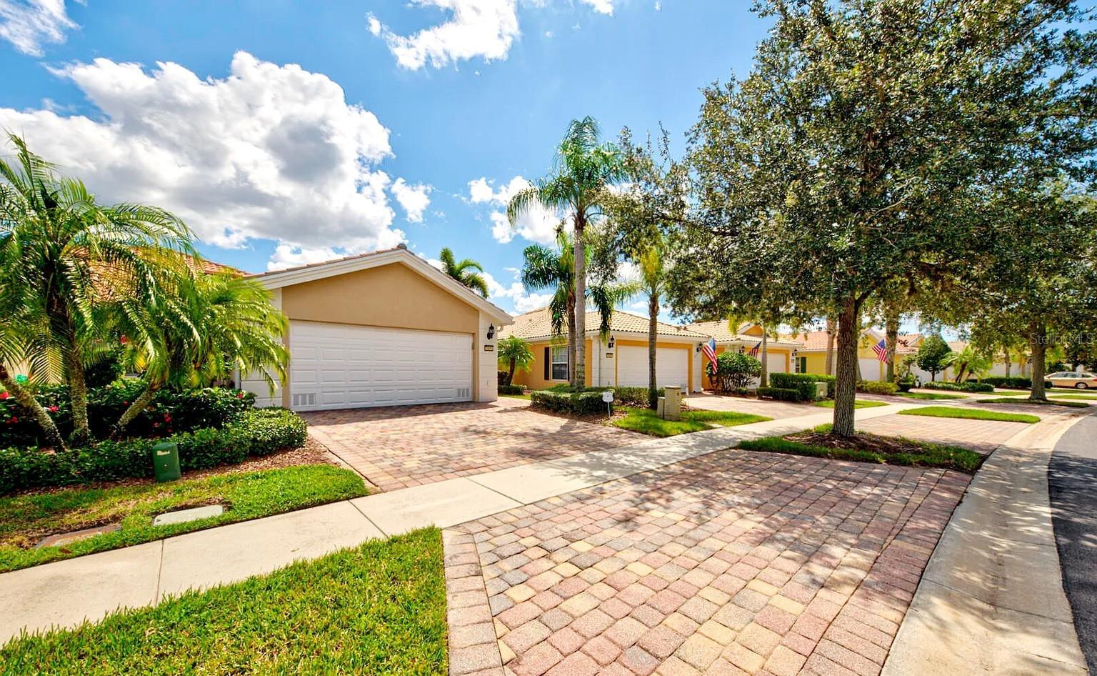 3405 Hyperion Way Se Property Photo 1
