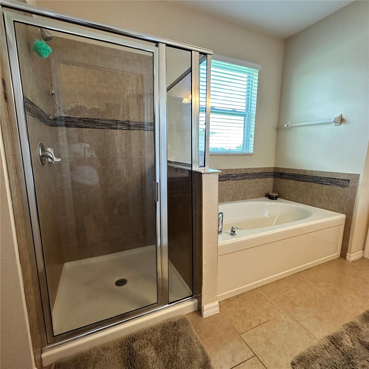 649 Black Eagle Dr Property Photo 17