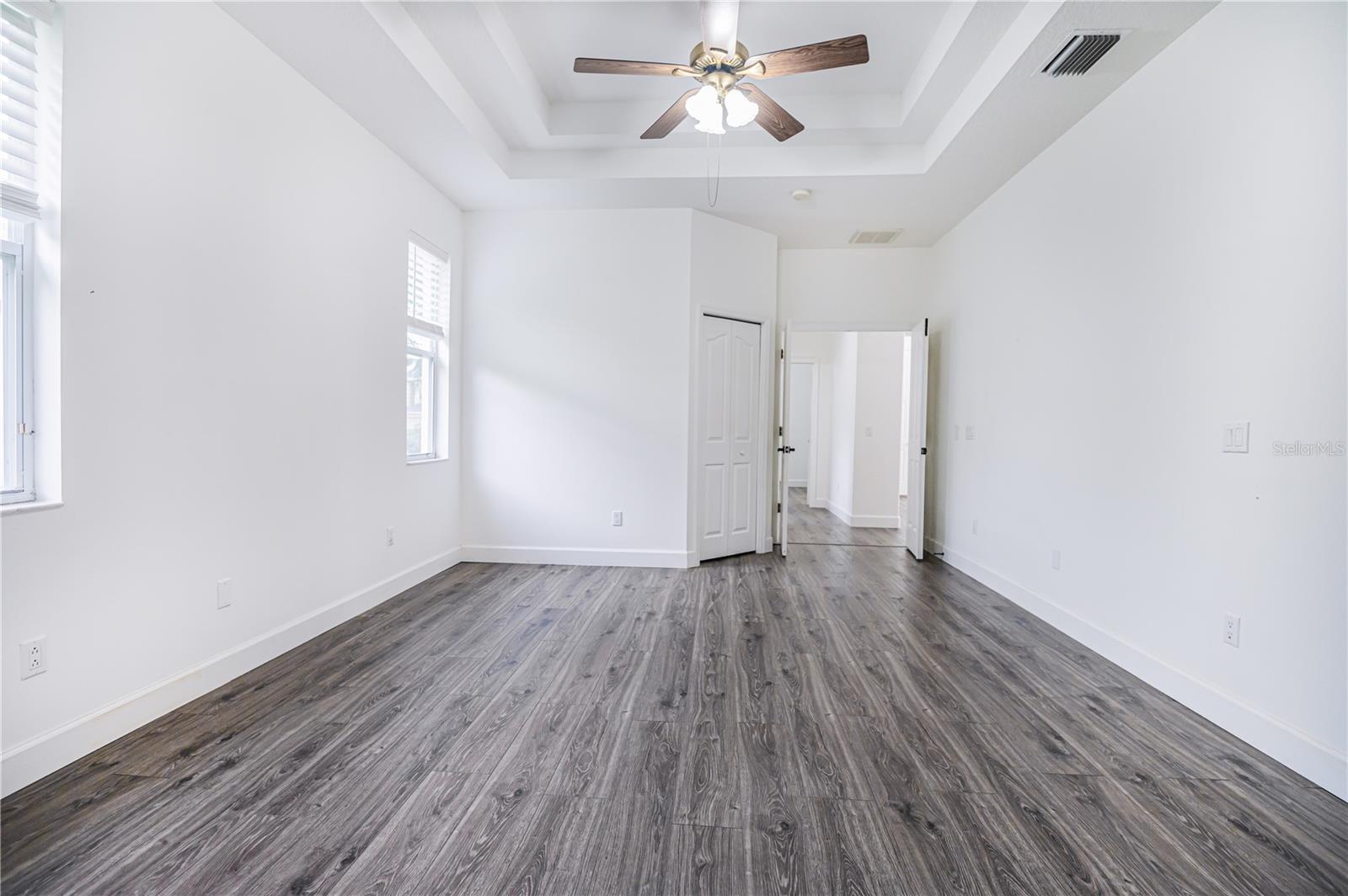 6120 Cezanne Ave Property Photo 13
