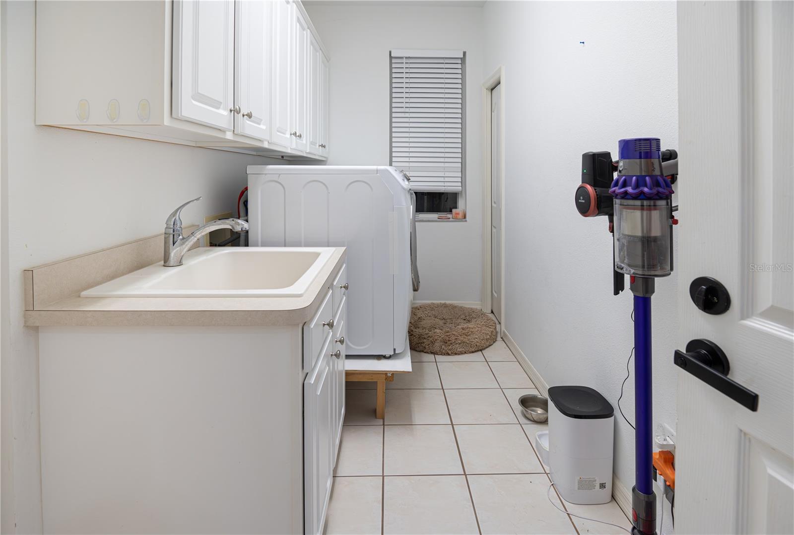 6120 Cezanne Ave Property Photo 25