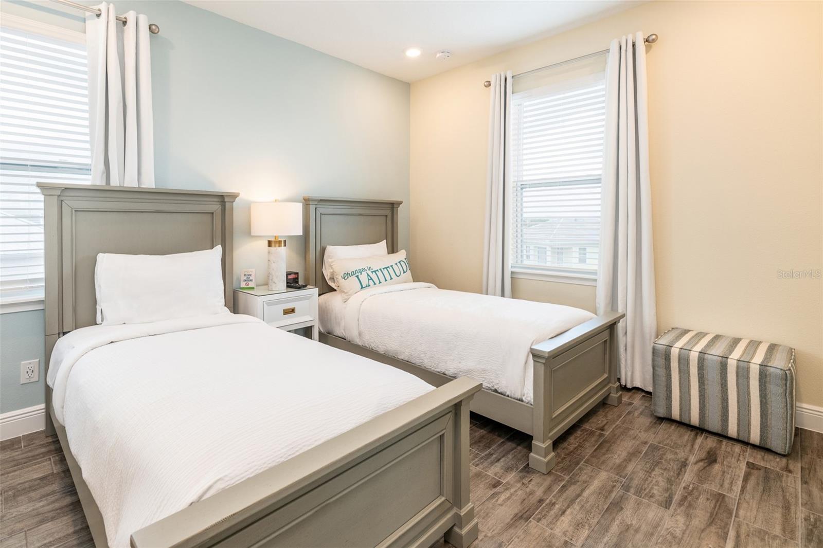 8025 Sandy Toes Way Property Photo 16