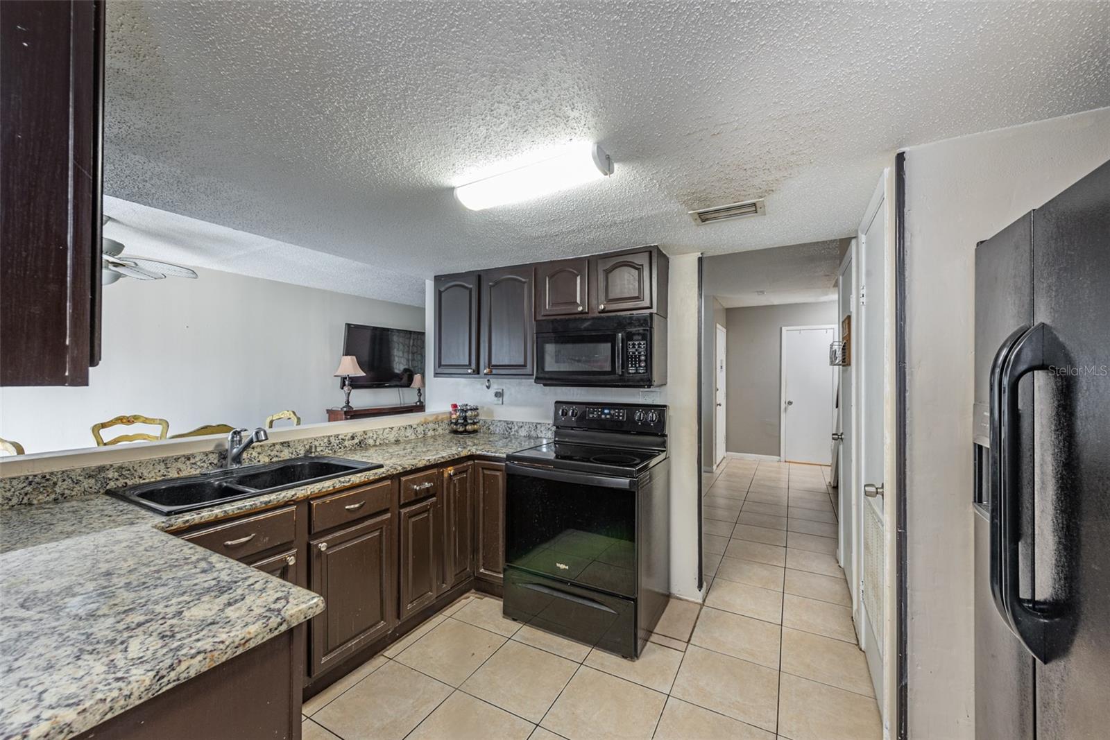 807 Hunters Ct Property Photo 10