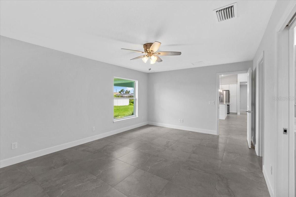 10317 Gulfstream Blvd Property Photo 13