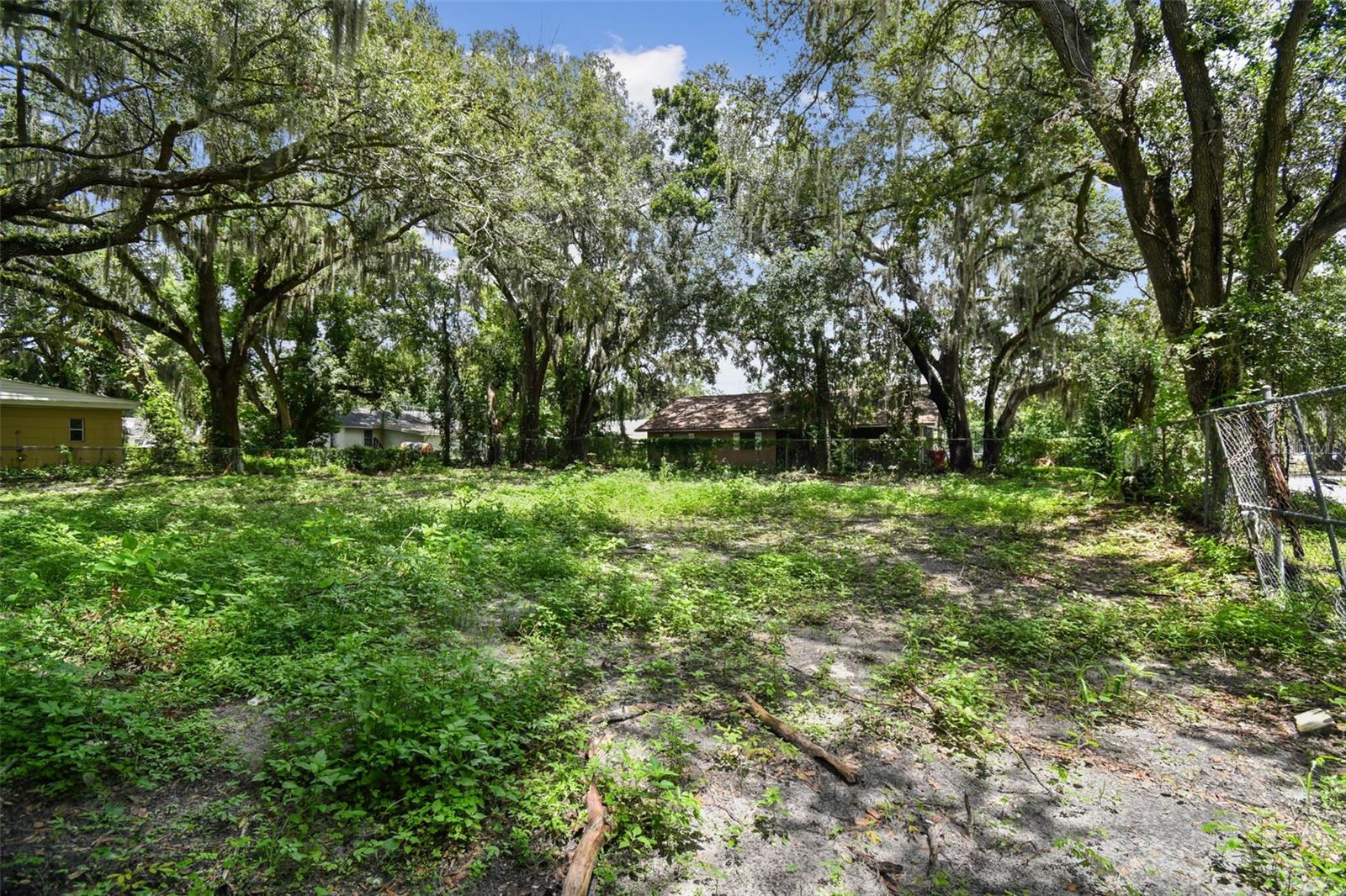308 E Damon St Property Photo 2