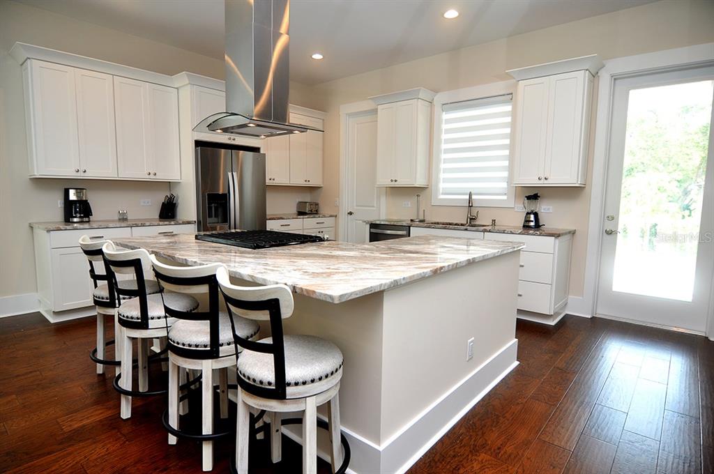 1413 Bayshore Blvd #14 Property Photo 7