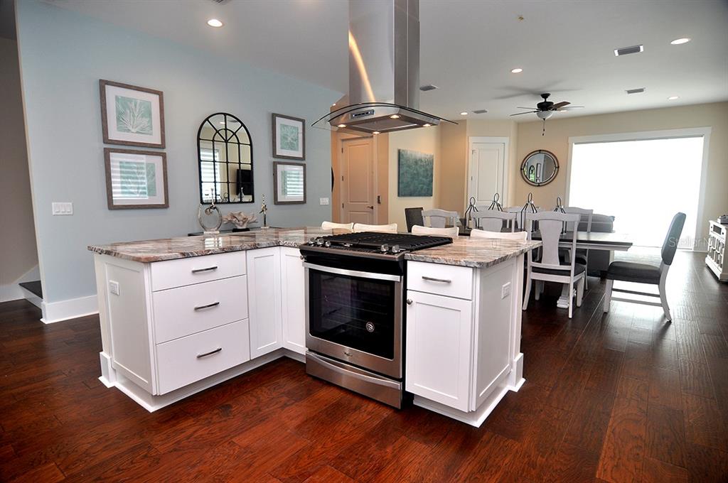 1413 Bayshore Blvd #14 Property Photo 9