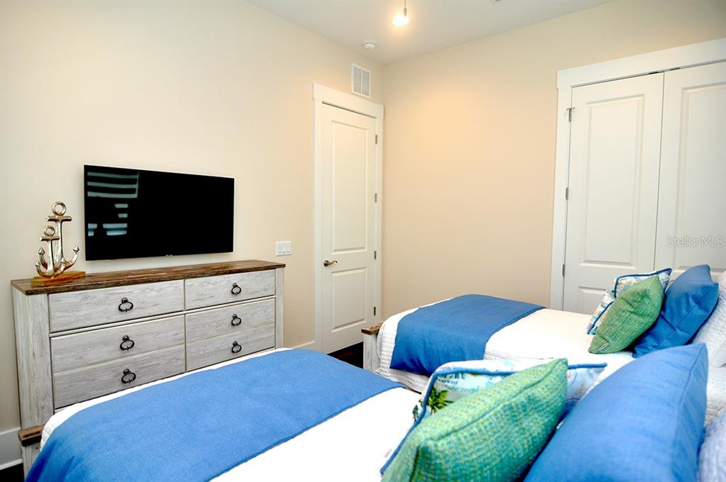 1413 Bayshore Blvd #14 Property Photo 26