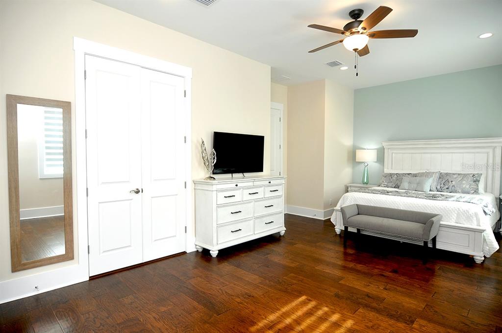 1413 Bayshore Blvd #14 Property Photo 27