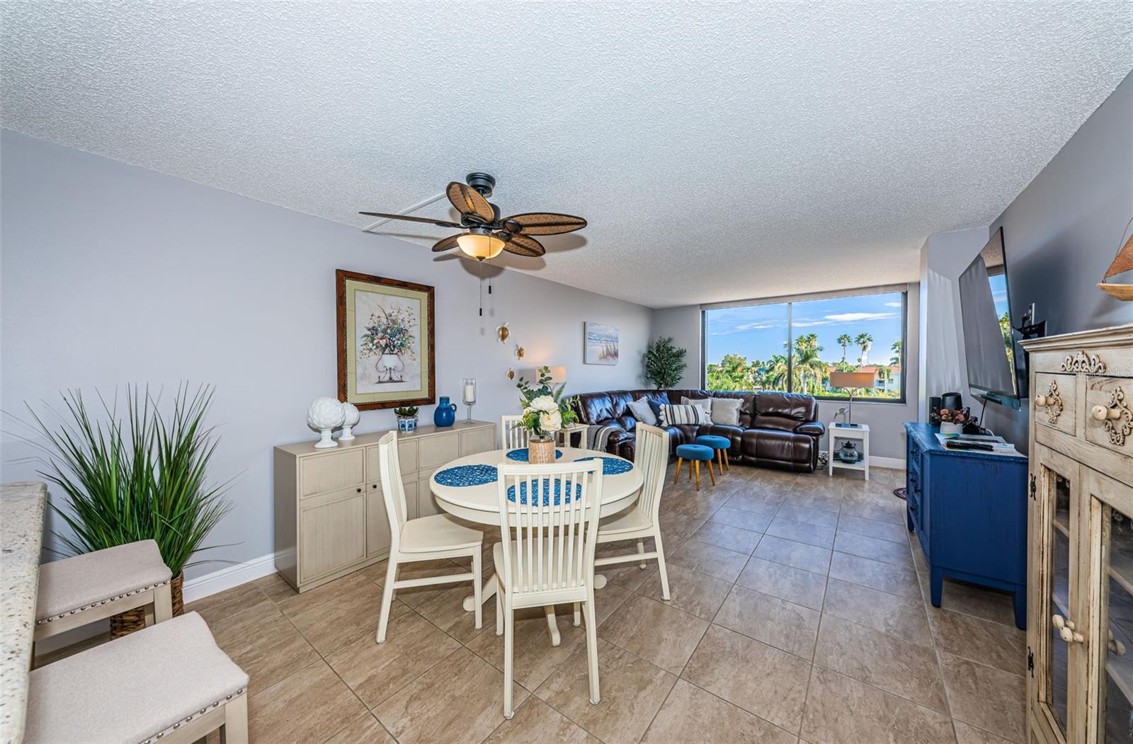 6295 Bahia Del Mar Cir #405 Property Photo 6