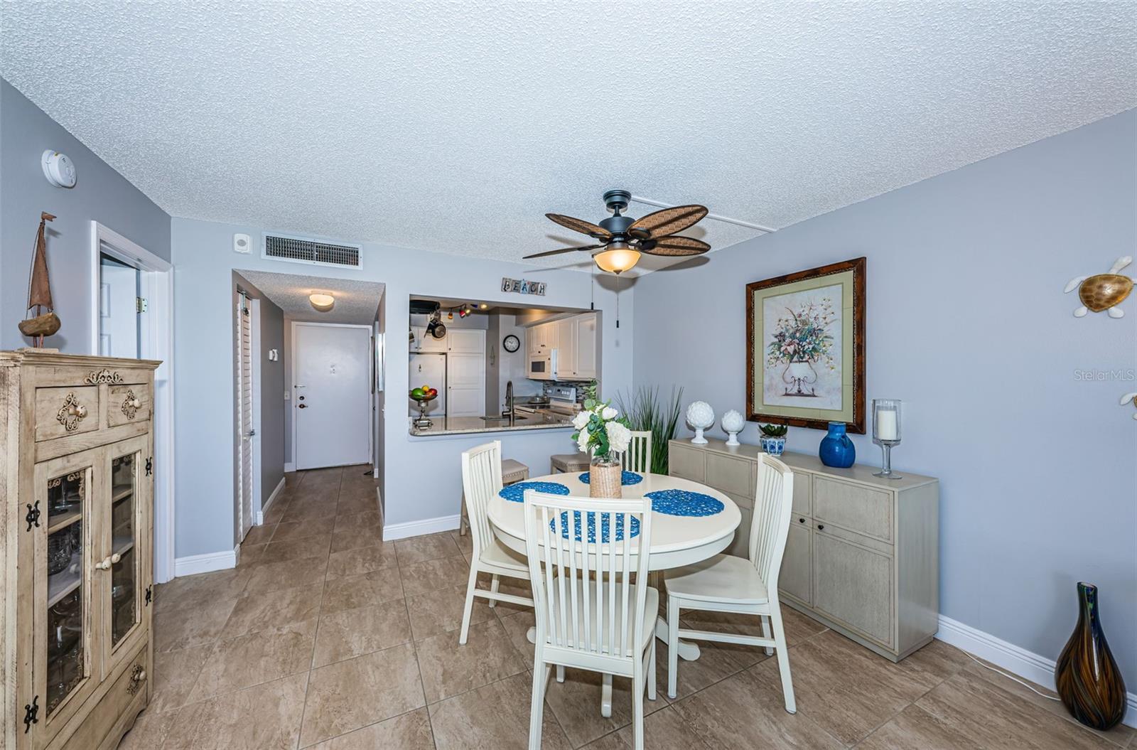 6295 Bahia Del Mar Cir #405 Property Photo 8