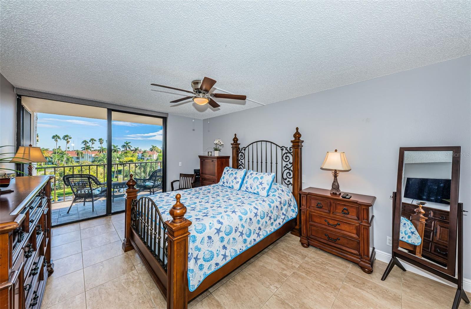 6295 Bahia Del Mar Cir #405 Property Photo 18
