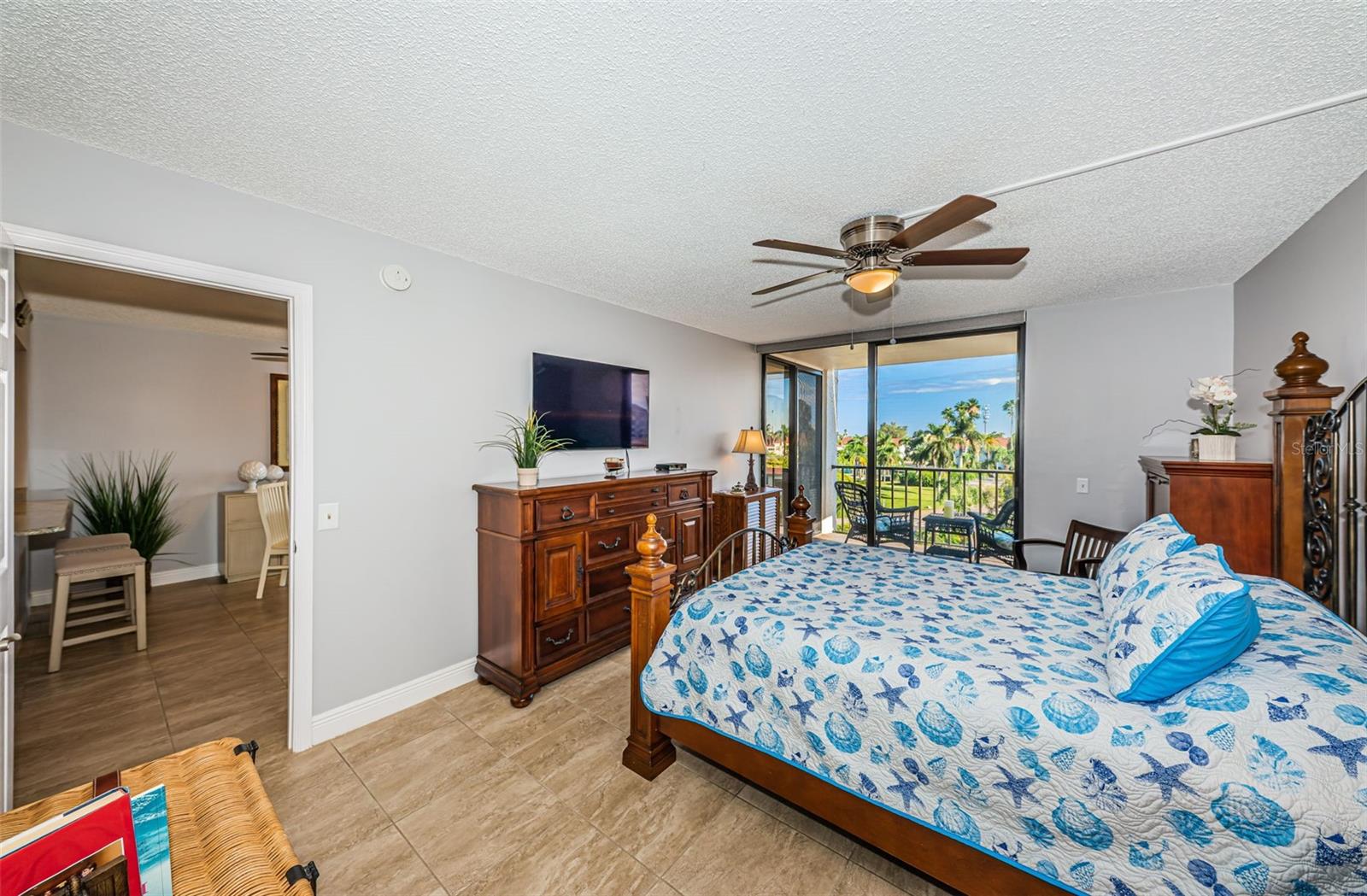 6295 Bahia Del Mar Cir #405 Property Photo 20