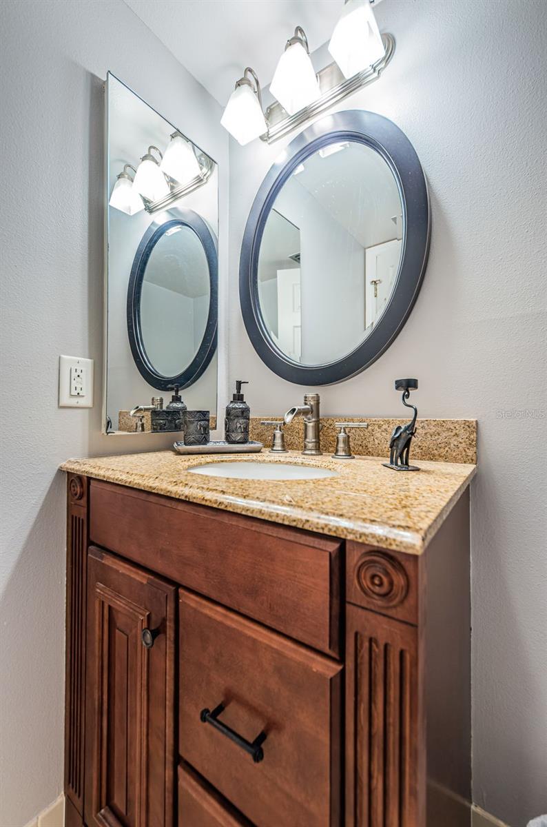 6295 Bahia Del Mar Cir #405 Property Photo 29