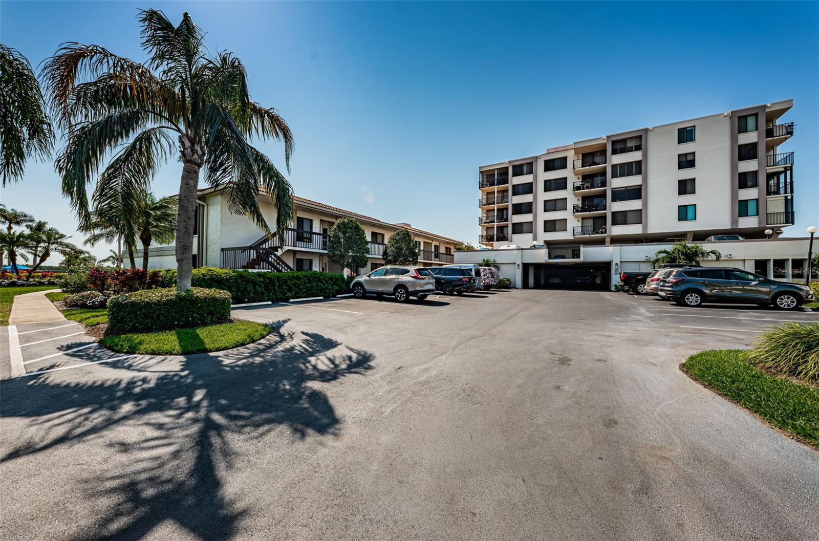 6295 Bahia Del Mar Cir #405 Property Photo 31