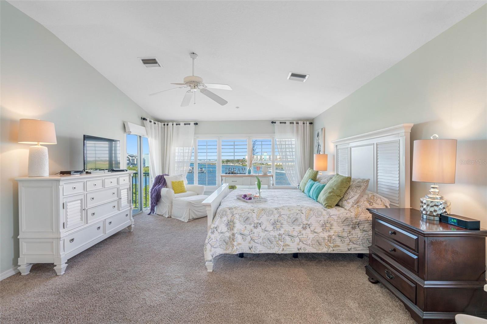 19829 Gulf Blvd #704 Property Photo 6